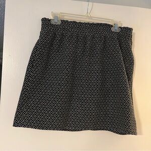 Black and white jcrew skirt